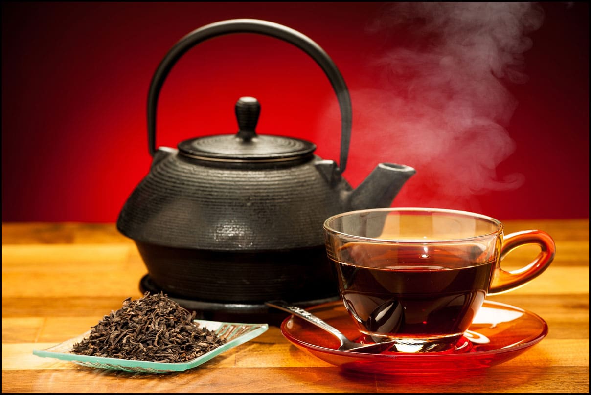 Chinese Black Tea Side Effects and Things to Avoid