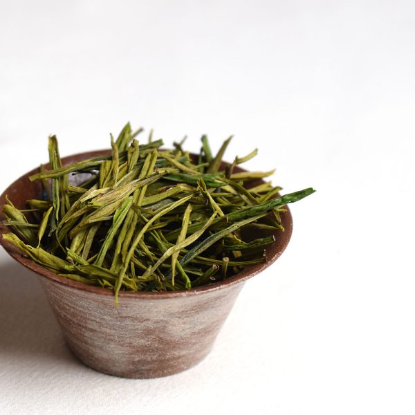 Pre-rain Anji White Tea (An Ji Bai Cha)