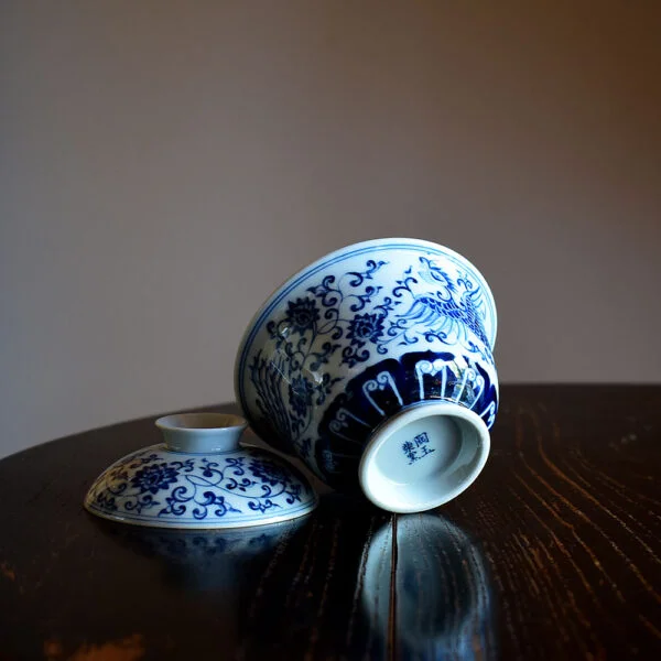 手绘双凤缠枝莲盖碗