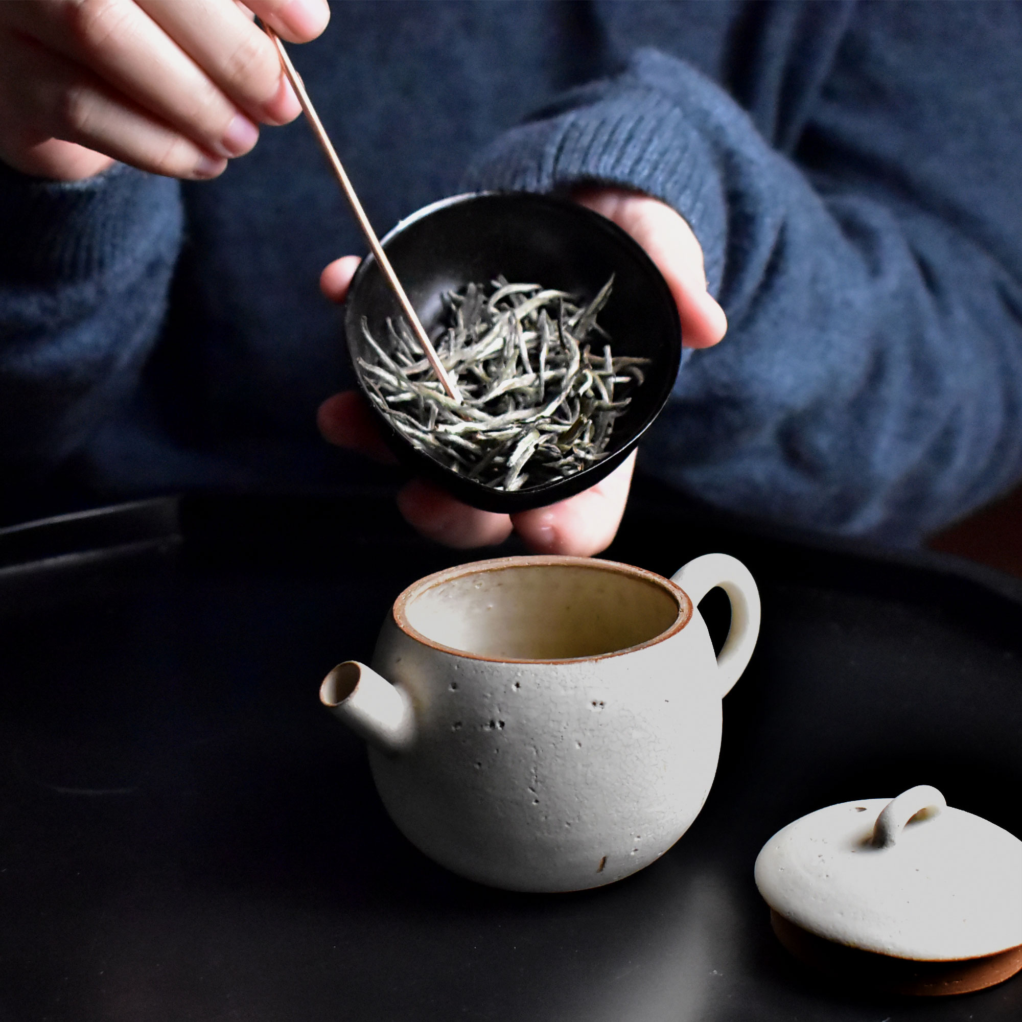 Line Circle Lacquer Tea Scoop & Tea Needle